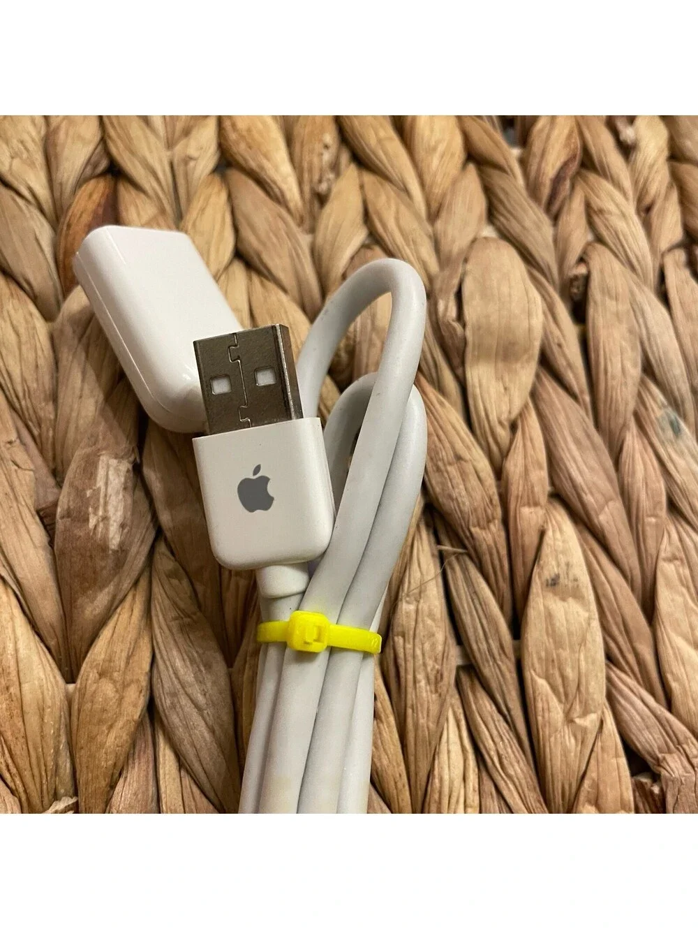 ✅Apple USB Extension Cable for A1243 Wired Keyboard White and others #️⃣0999